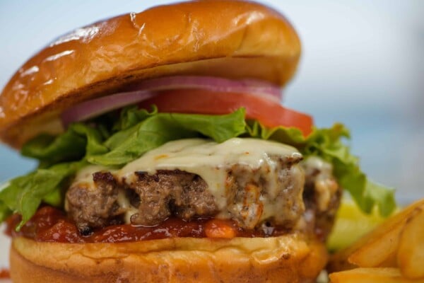 Oliver’s Gourmet Burger