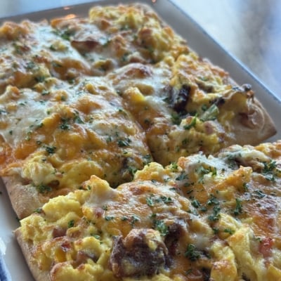 Perry’s Breakfast Pizza